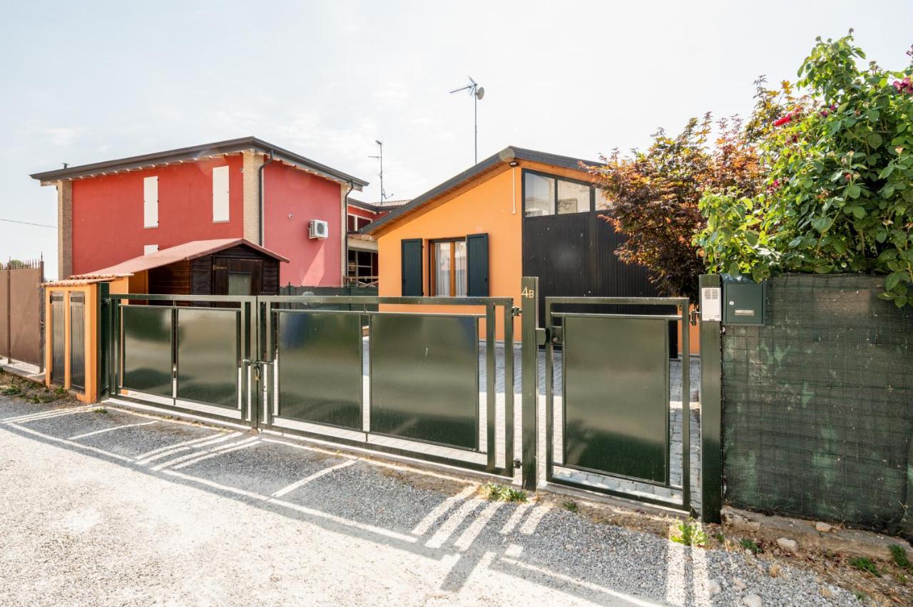 Casenuove Viletta Indipendente A 10 Min Da Parma Case Nuove  Exterior foto