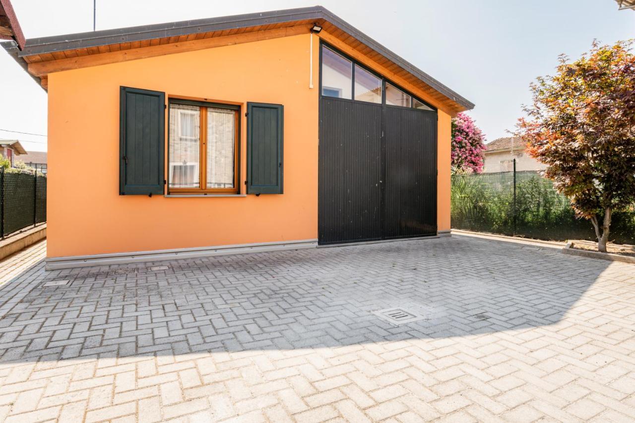 Casenuove Viletta Indipendente A 10 Min Da Parma Case Nuove  Exterior foto